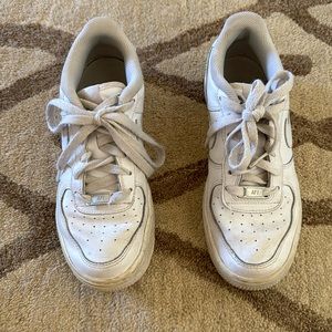 Nuke air force 1- sz US 5Y/US WOMENS 6.5